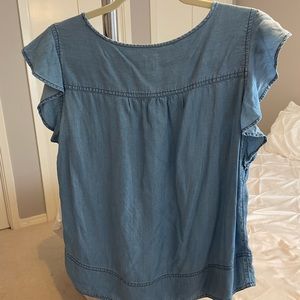 Gap Chambray Flutter Sleeve shirt